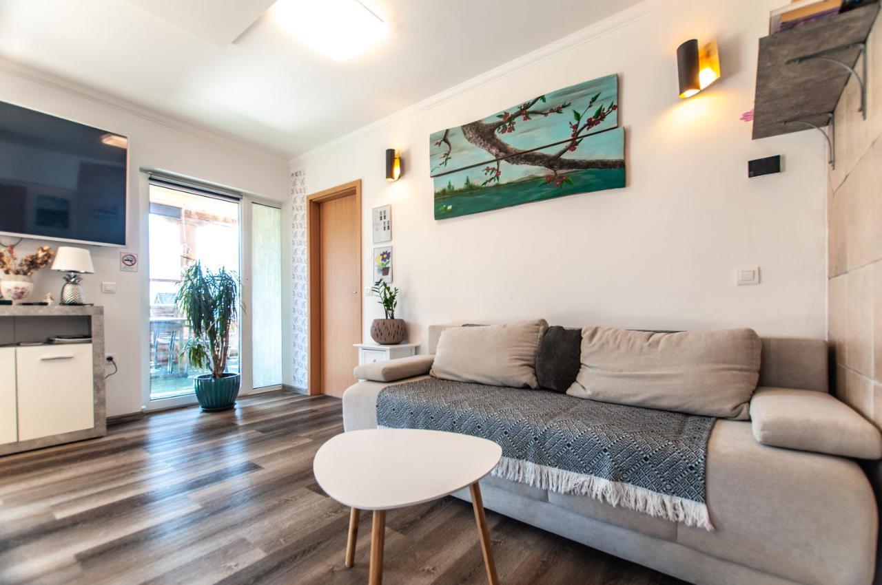 Apartments Julia Бохинь Экстерьер фото